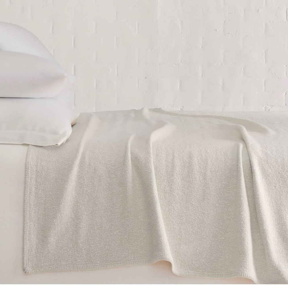 West Elm Woven Boucle Elegant Cream Blanket